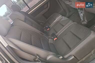 Минивэн Volkswagen Touran 2009 в 