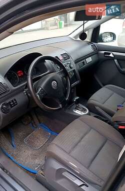 Мінівен Volkswagen Touran 2005 в 