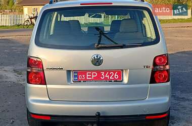 Минивэн Volkswagen Touran 2008 в 
