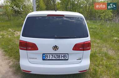 Мінівен Volkswagen Touran 2014 в 