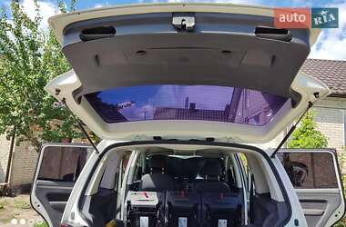 Мінівен Volkswagen Touran 2010 в 