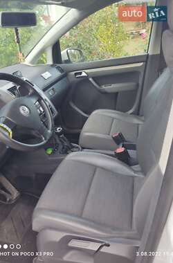 Мінівен Volkswagen Touran 2010 в 