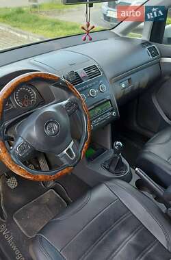 Минивэн Volkswagen Touran 2014 в 