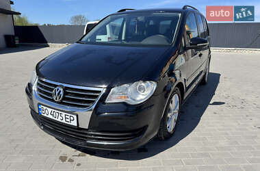 Volkswagen Touran 2010 Volkswagen Touran 2010
