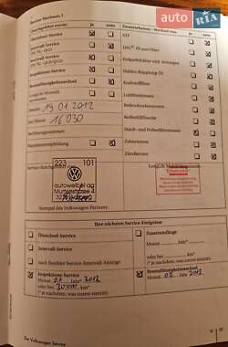 Минивэн Volkswagen Touran 2010 в 