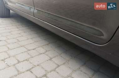 Минивэн Volkswagen Touran 2004 в 