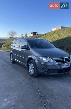 Минивэн Volkswagen Touran 2007 в 