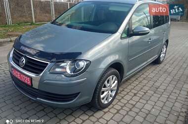 Минивэн Volkswagen Touran 2010 в Самборе