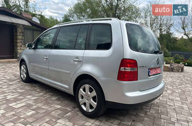 Минивэн Volkswagen Touran 2004 в 