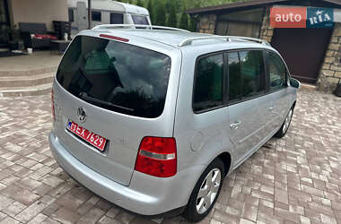 Минивэн Volkswagen Touran 2004 в 