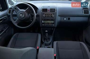 Мінівен Volkswagen Touran 2010 в 