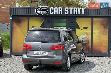 Мінівен Volkswagen Touran 2010 в 