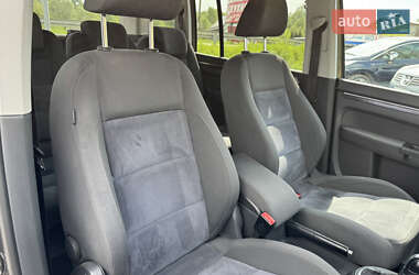 Мінівен Volkswagen Touran 2010 в 