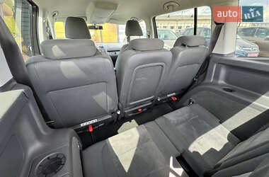 Мінівен Volkswagen Touran 2010 в 
