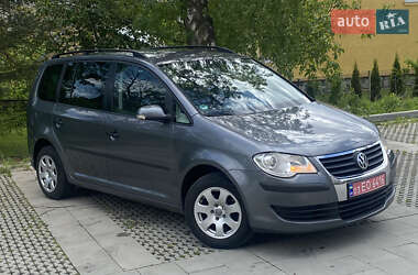 Минивэн Volkswagen Touran 2007 в 