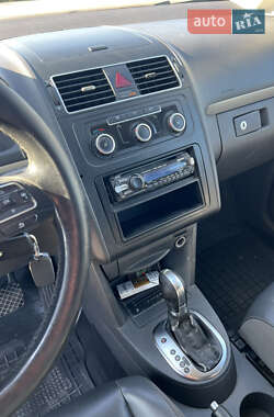 Минивэн Volkswagen Touran 2013 в 