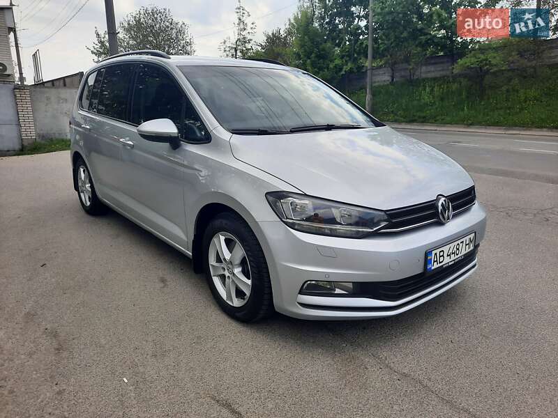 Микровэн Volkswagen Touran 2016 в 