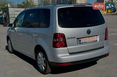 Мінівен Volkswagen Touran 2008 в 