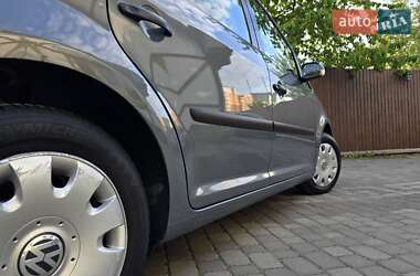 Мінівен Volkswagen Touran 2004 в 