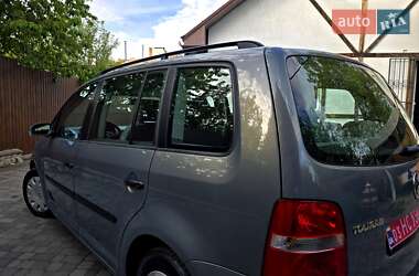 Мінівен Volkswagen Touran 2004 в 