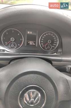 Минивэн Volkswagen Touran 2010 в 