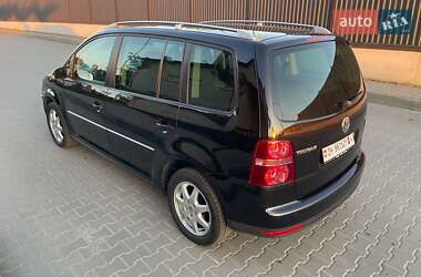 Минивэн Volkswagen Touran 2007 в 