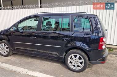 Минивэн Volkswagen Touran 2007 в 