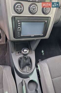 Минивэн Volkswagen Touran 2007 в 