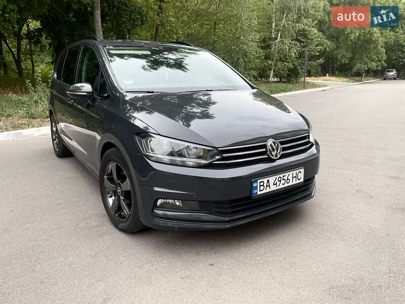 Мікровен Volkswagen Touran 2018 в Кропивницькому
