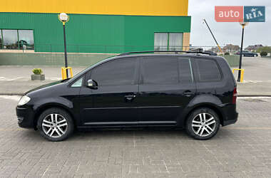 Мінівен Volkswagen Touran 2008 в 