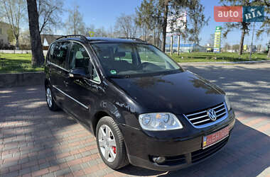 Минивэн Volkswagen Touran 2006 в 
