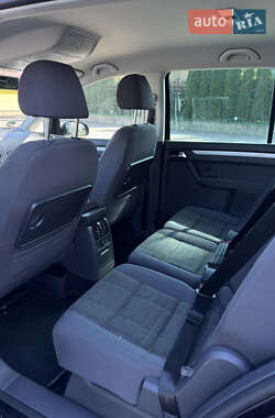 Минивэн Volkswagen Touran 2006 в 
