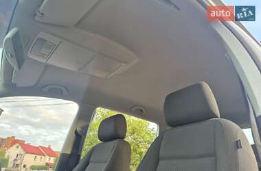 Минивэн Volkswagen Touran 2005 в 
