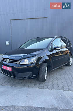 Минивэн Volkswagen Touran 2011 в 