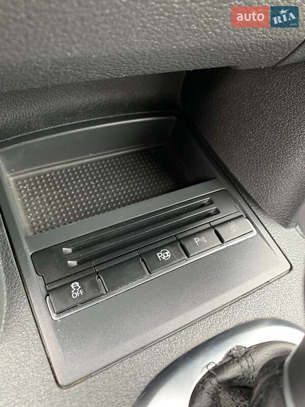 Мінівен Volkswagen Touran 2010 в Заліщиках