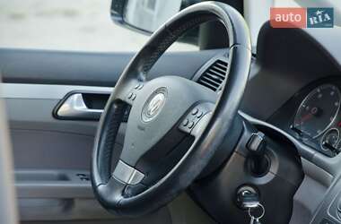 Мінівен Volkswagen Touran 2008 в 