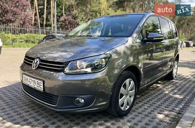 Мінівен Volkswagen Touran 2011 в Києві