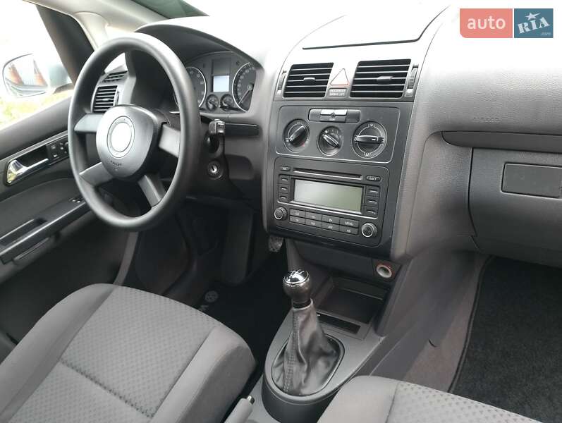 Мінівен Volkswagen Touran 2004 в Тернополі