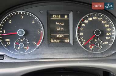 Мінівен Volkswagen Touran 2010 в 