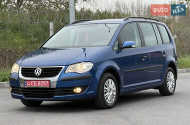 Мінівен Volkswagen Touran 2008 в 
