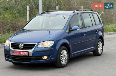Мінівен Volkswagen Touran 2008 в 