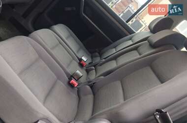 Минивэн Volkswagen Touran 2008 в 