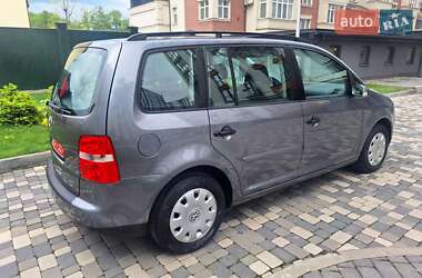 Минивэн Volkswagen Touran 2006 в 