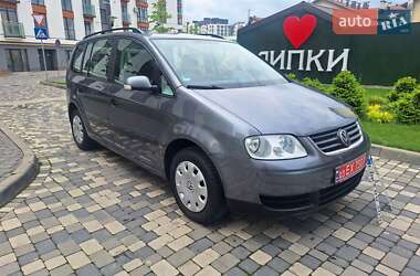 Минивэн Volkswagen Touran 2006 в 