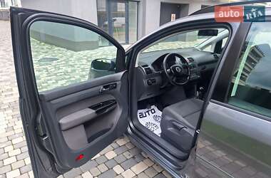 Минивэн Volkswagen Touran 2006 в 