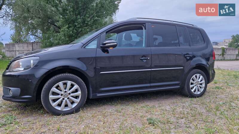 Мінівен Volkswagen Touran 2012 в Черкасах
