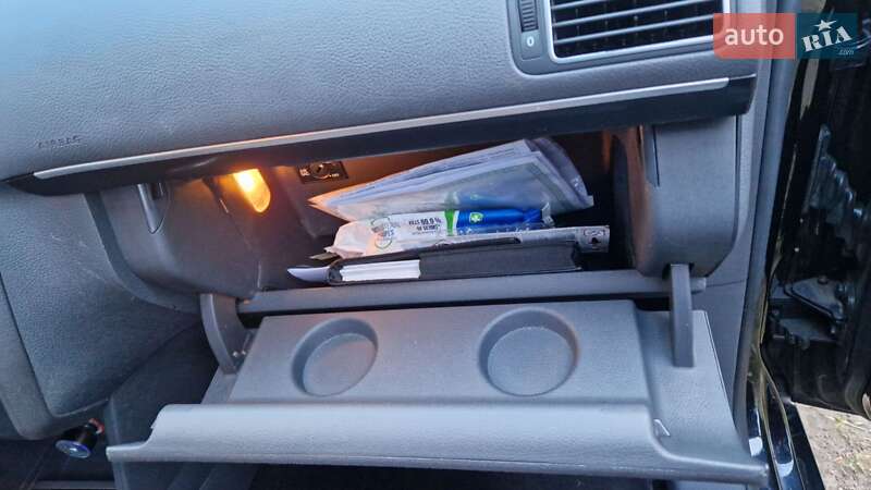 Мінівен Volkswagen Touran 2012 в Черкасах