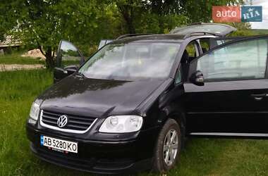 Мінівен Volkswagen Touran 2006 в Жмеринці