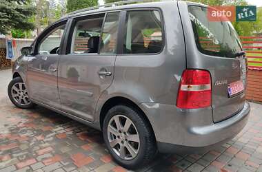 Минивэн Volkswagen Touran 2006 в 