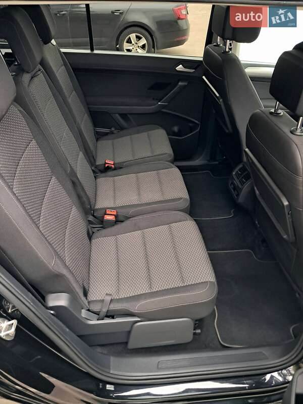 Мікровен Volkswagen Touran 2020 в Львові